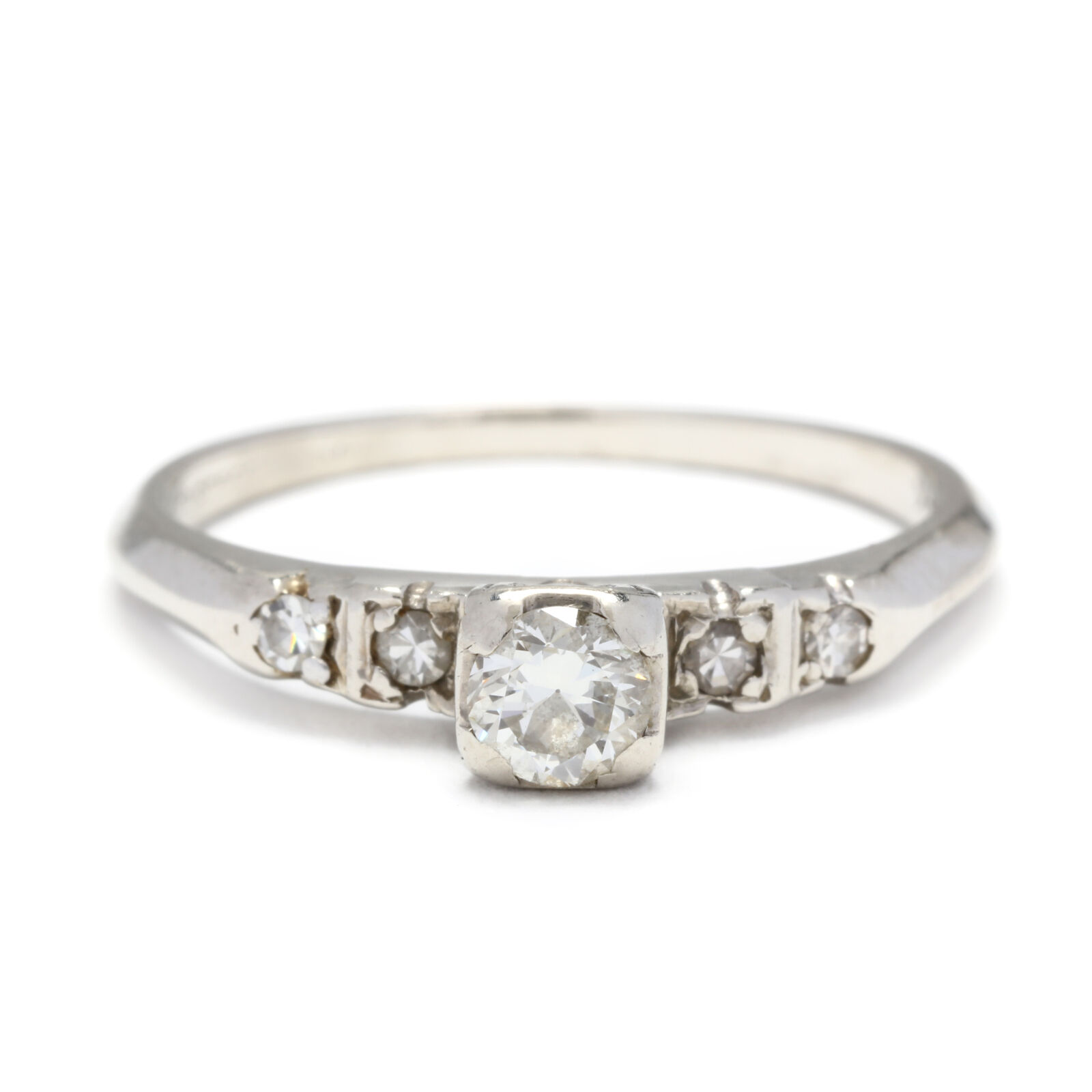 14kt White Gold Diamond Engagement Ring