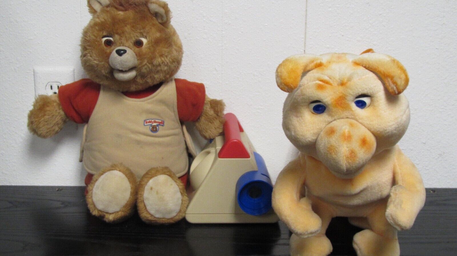 Vintage- Teddy Ruxpin, Grubby (no Cord), And Projector , Not Working
