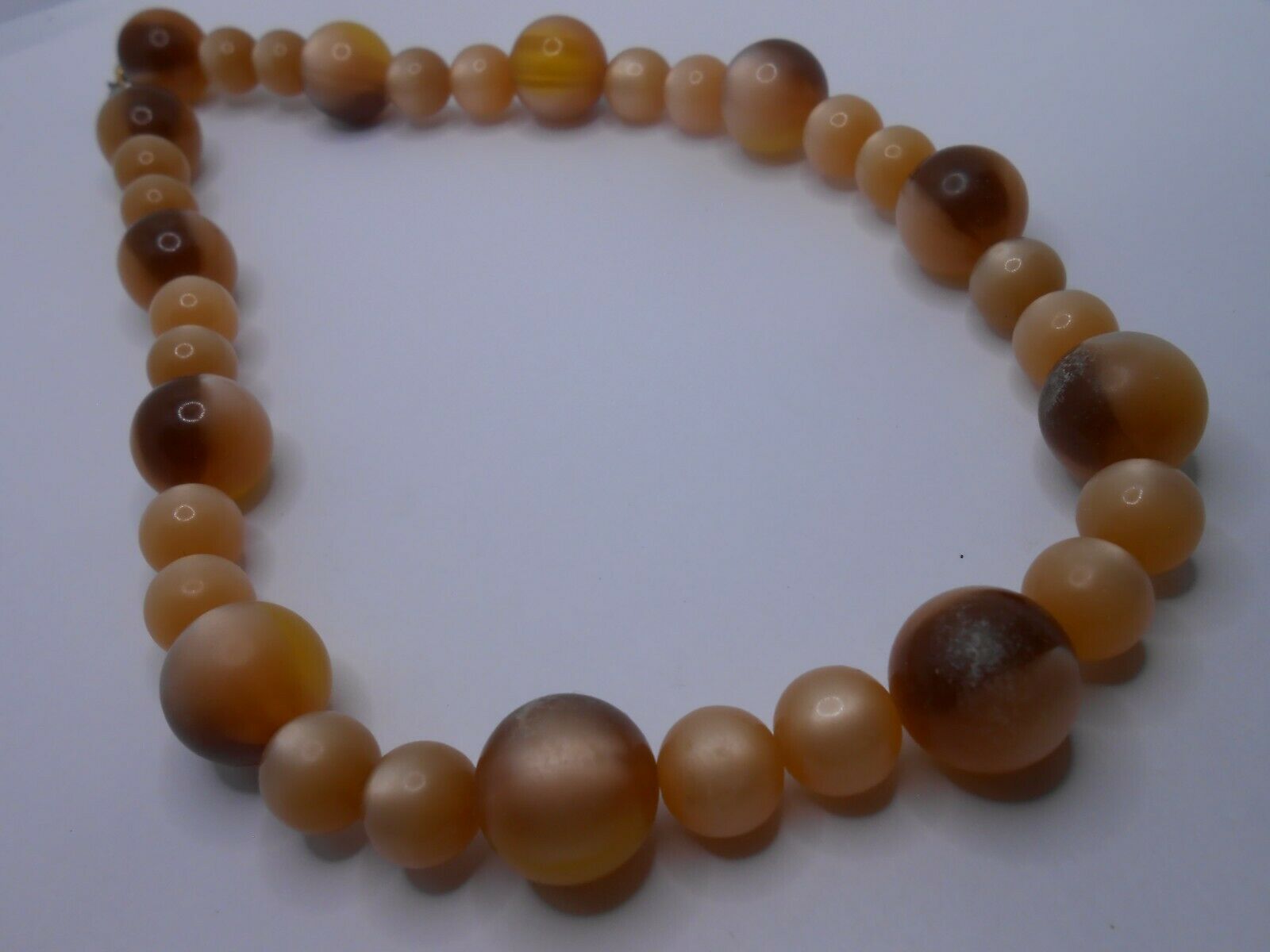 Antique Art Deco Thermoset Plastic Or Moonglow Lucite Bead Necklace 16'
