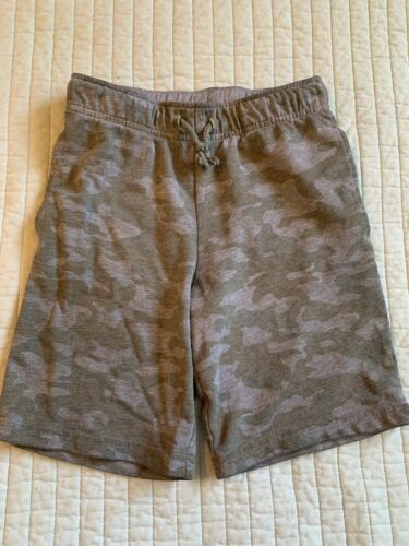 Cat & Jack Youth Sweat Shorts - Green Camo - S(6-7) - Elastic Drawstring Pockets