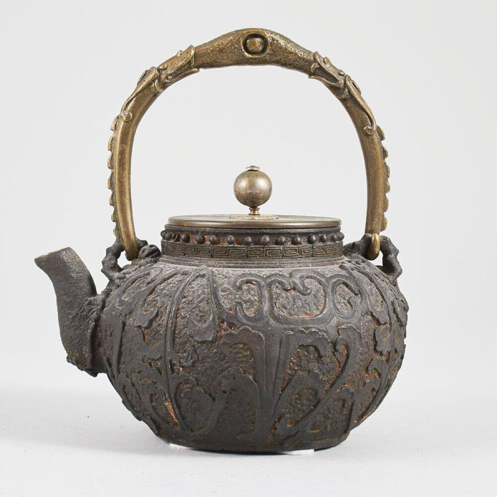 Antique Japanese Cast Iron Signed Tetsubin Tea Kettle 18/19th Meiji Japan Tea
