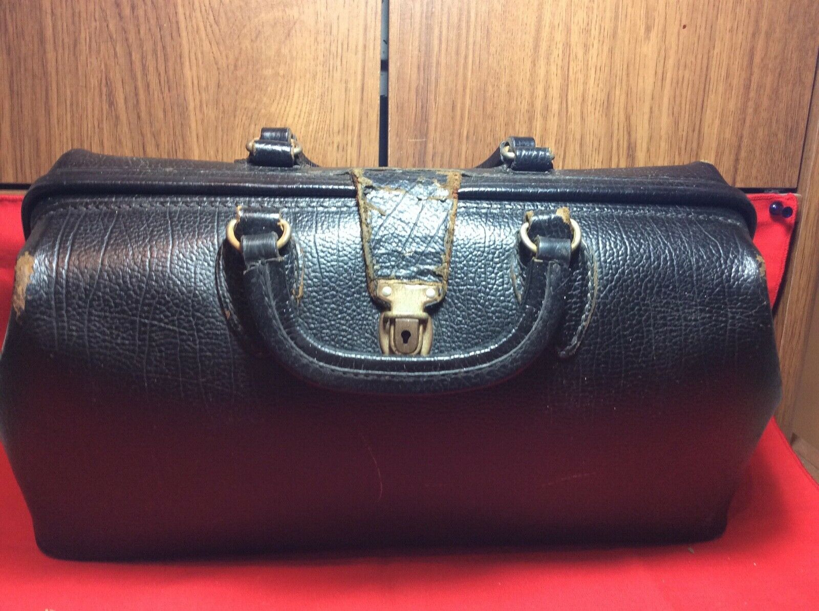 Antique 1930s Schell Black Leather Doctors Bag Cowhide 710-42 / 14 Good Clasp